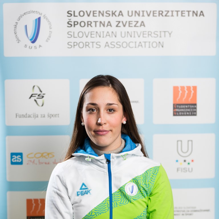 Ana Zimek ZUNI2017 Medium