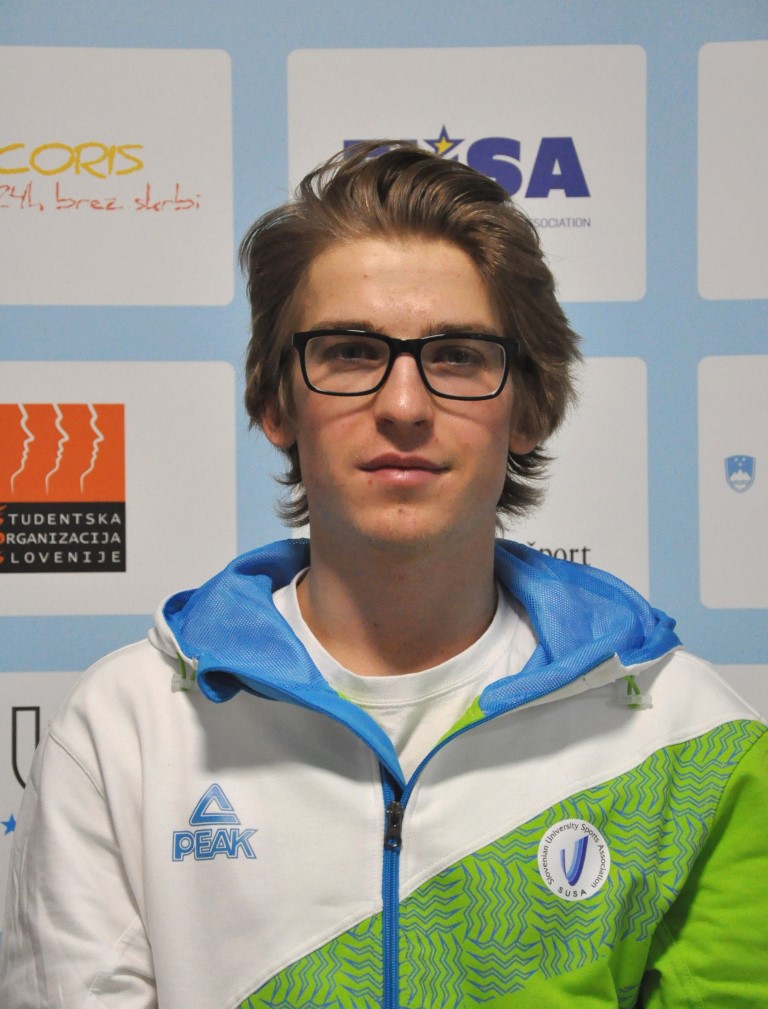 ZUNI2017 deskanje Peter Podlogar Jozak Medium