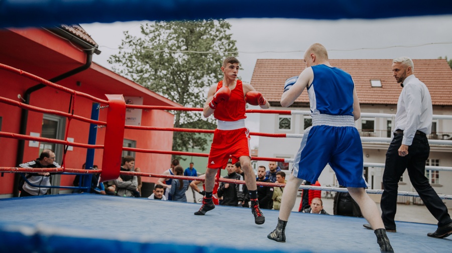 VIDEO/FOTO: Dornik, Zdolšek in Knific univerzitetni prvaki v boksu!
