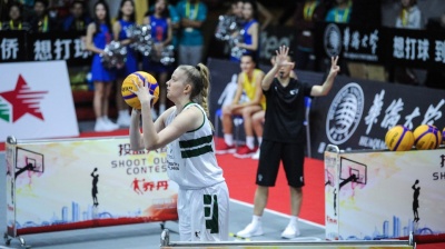 Visokoraslo dekle z visokimi ideali