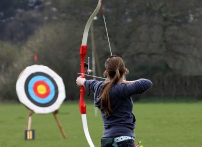 Razpis Državnega univerzitetnega prvenstva v lokostrelstvu 2016/17