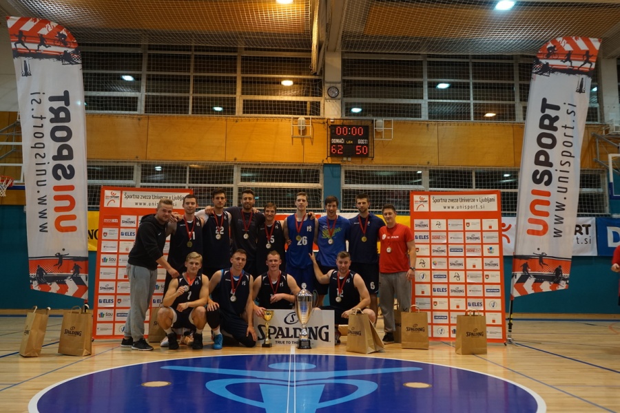 »Športniki« in »ekonomistke« zmagovalci košarkarske lige Univerze v Ljubljani